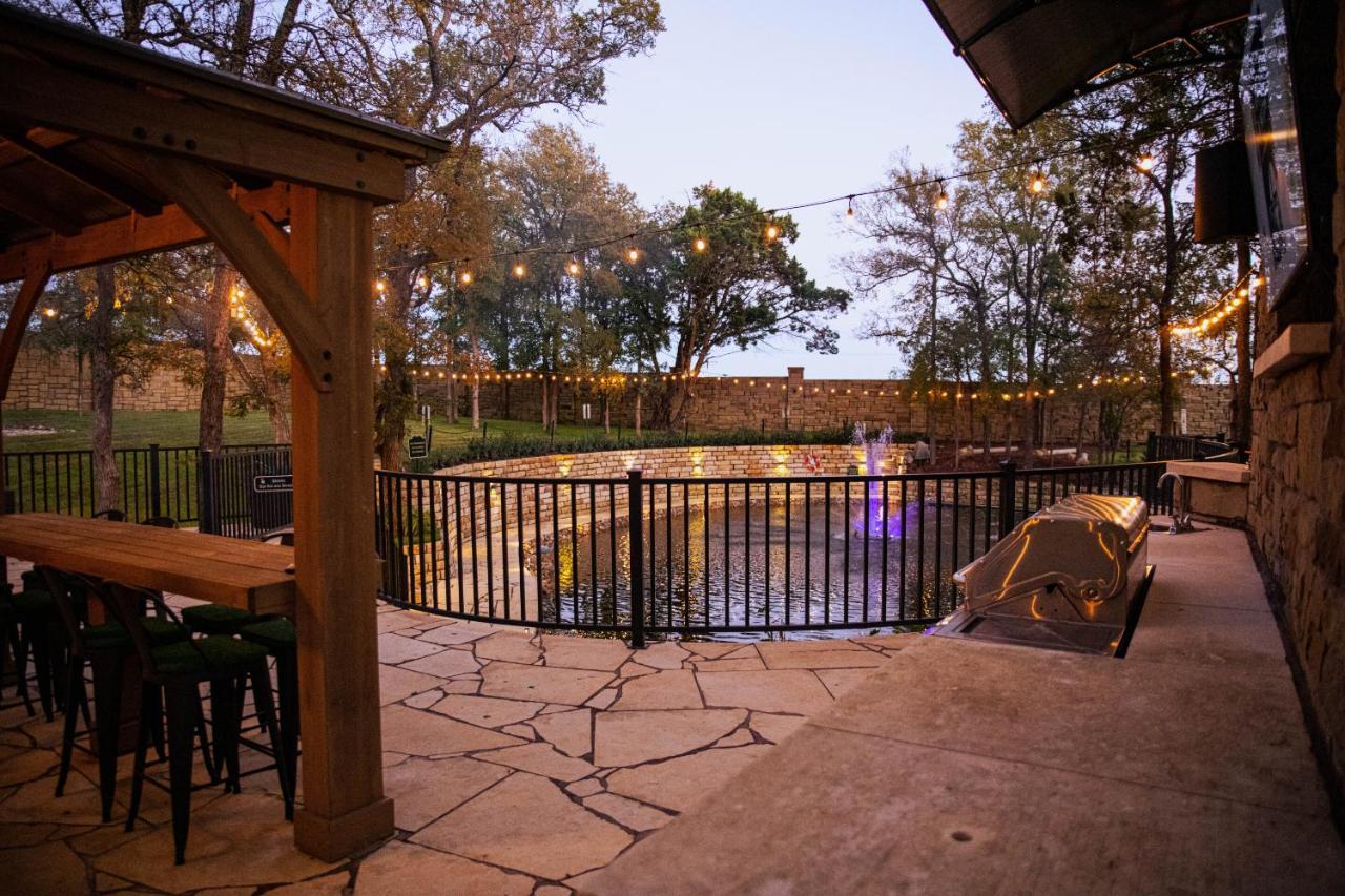 7744 Ranch Glamping Resort Austin Exterior photo