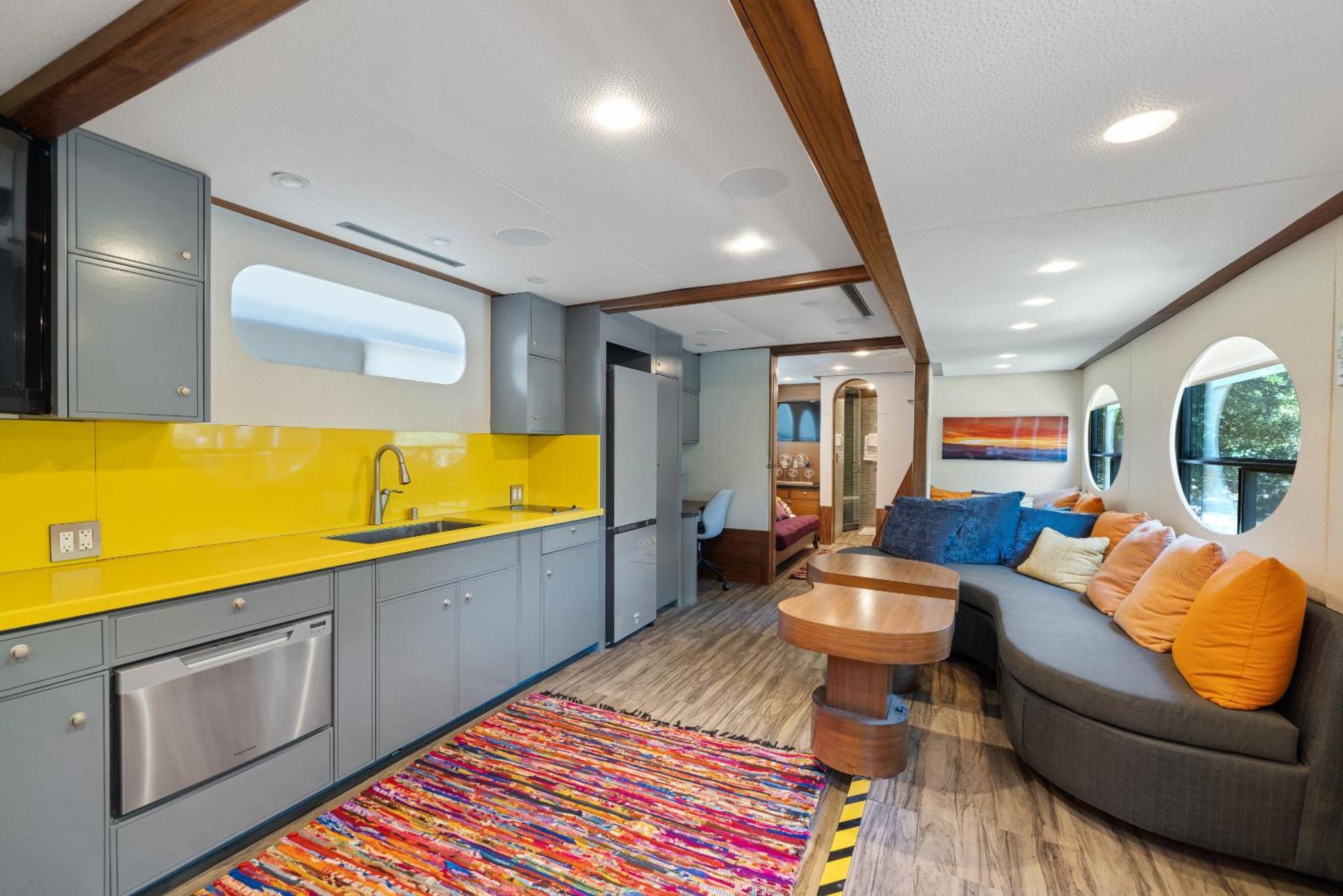 7744 Ranch Glamping Resort Austin Room photo